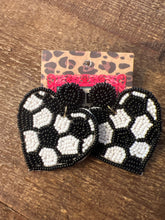 Load image into Gallery viewer, The Kaylie Beaded Earring
