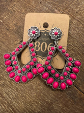 Load image into Gallery viewer, Route 806 Earring
